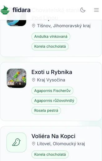 Ukázka hledání chovatelů: karty chovatelských stanic s fotkou, místem a chovanými druhy